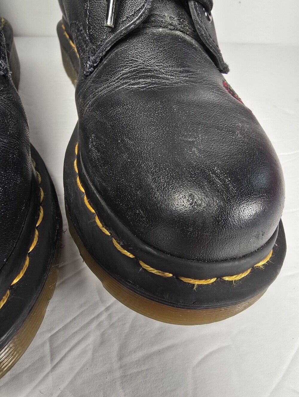 Dr. Martens 1450 Vonda Women's Black Leather Lace-Up Boots Red Rose Embroidery 6 - Picture 3 of 13